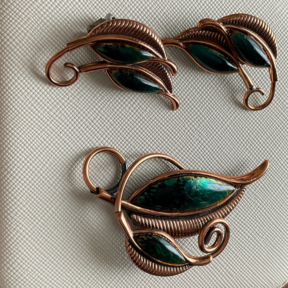 MATISSE Green and BRONCE Leaf BROOCH AND EARRINGS